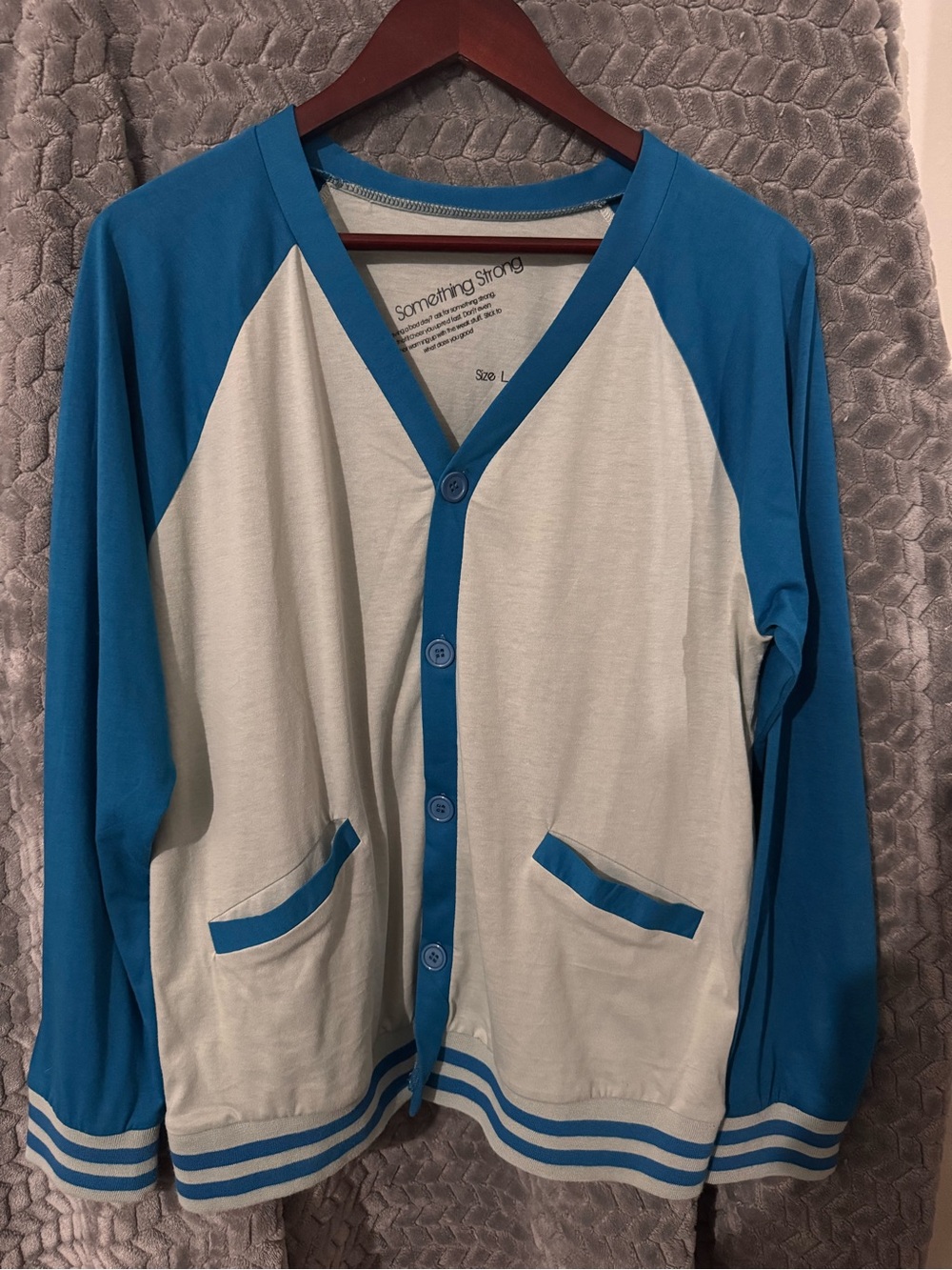 Something Strong Blue & Gray Raglan Button-Front Men’s Cardigan